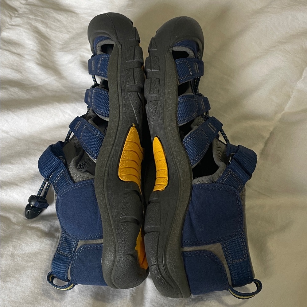 Keen | Newport H2 | Hybrid Sandal | Blue | Hike | Grip| Covered Toe | Size 6 - Picture 7 of 16